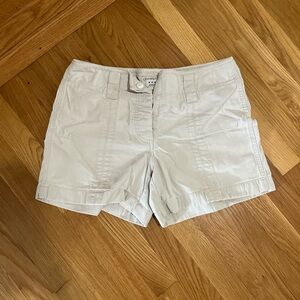 Covington Cream Cargo Shorts Versatile Summer Essential